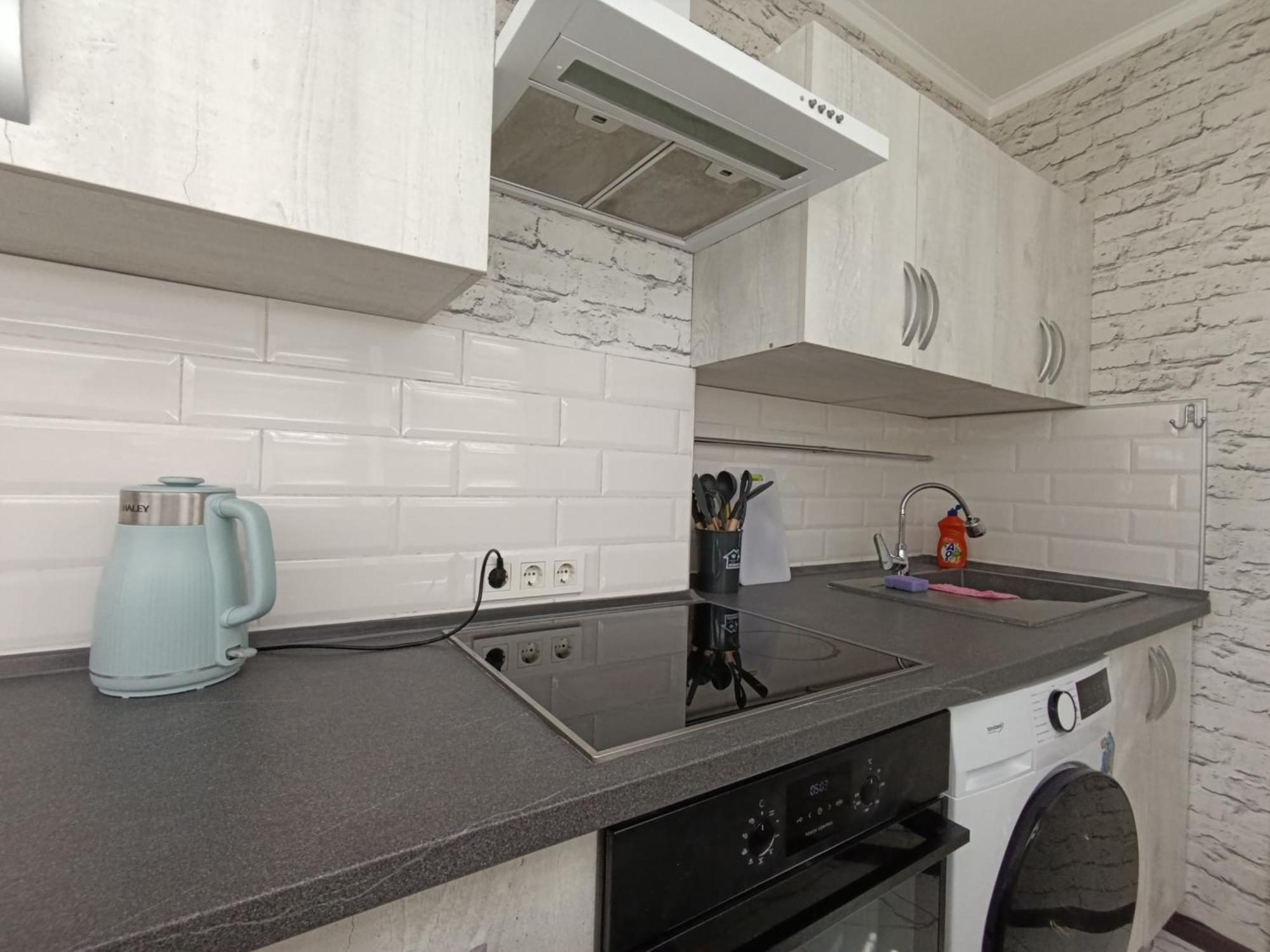 Ferienwohnung Aura On Abdrahmanova 145 Bischkek Exterior foto